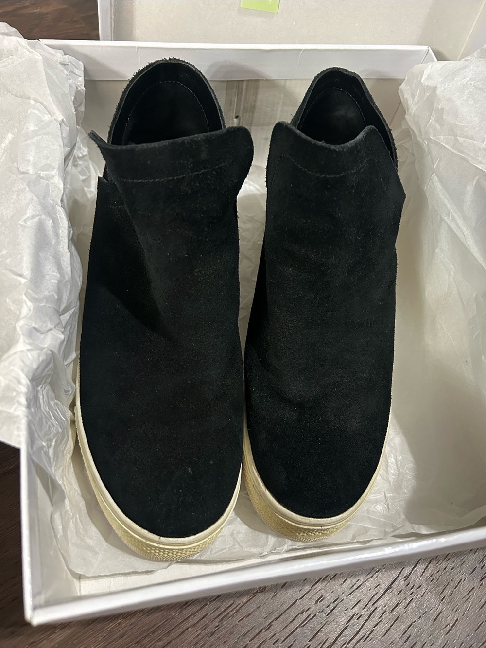 Steve Madden Wrangle Black Suede Wedge Sneakers Size 8